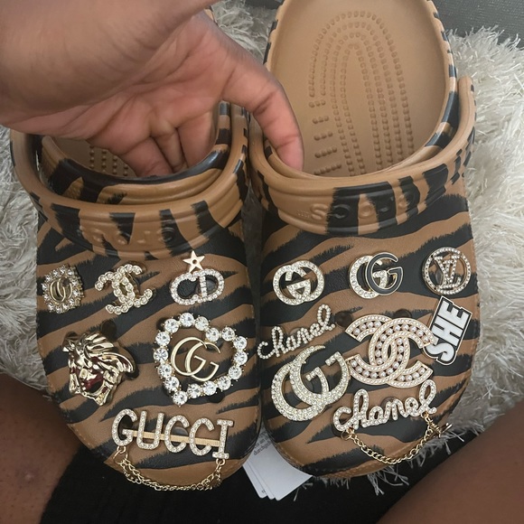 CROCS Shoes - Women size9 crocs